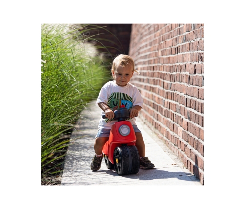Stumjamā mašīna Falk Scooter Red