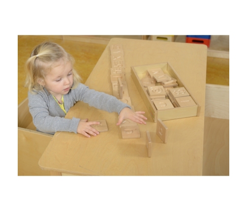 Zabawka Sensoryczna Rozpoznaj Dotykiem Literki Cyfry Kształty Masterkidz Montessori