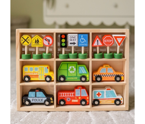 WOOPIE GREEN Zestaw Drewnianych Pojazdów i Znaków Drogowych