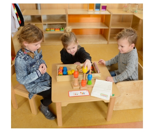 CLASSIC WORLD Drewniane Krzesełko Vintage do Karmienia dla Lalek