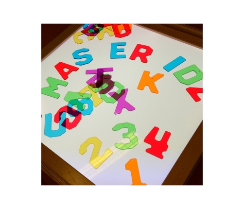 MASTERKIDZ Panel Skrzynia LED Sensoryczna + Zestaw Akcesoriów