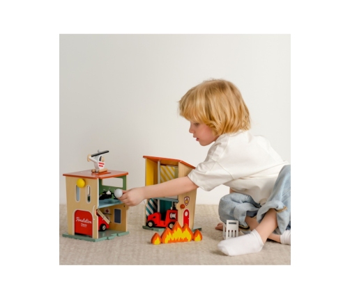 CLASSIC WORLD Remiza Strażacka Drewniana Garaż Auto Helikopter Figurki 13el.