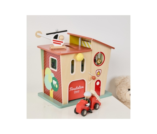 CLASSIC WORLD Remiza Strażacka Drewniana Garaż Auto Helikopter Figurki 13el.