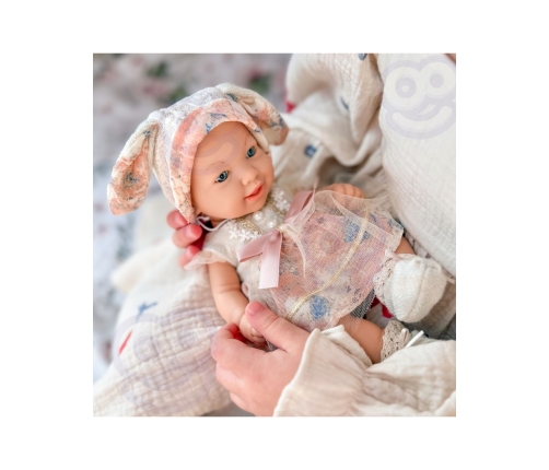 WOOPIE ROYAL Lalka Bobas 24 cm w Sukience i Czapeczce Króliczka