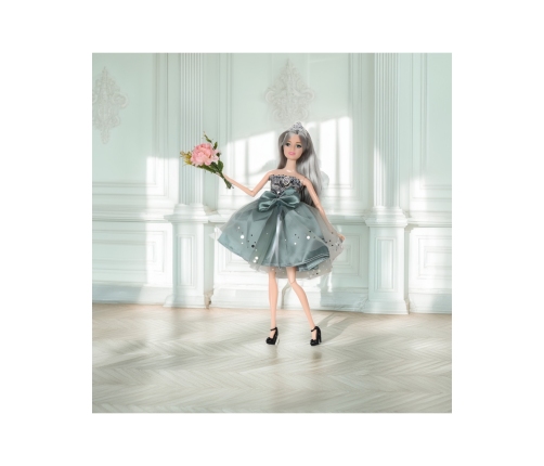 WOOPIE ROYAL Lalka Emi w Eleganckiej Sukni Tiulowej z Kokardą i Bukietem
