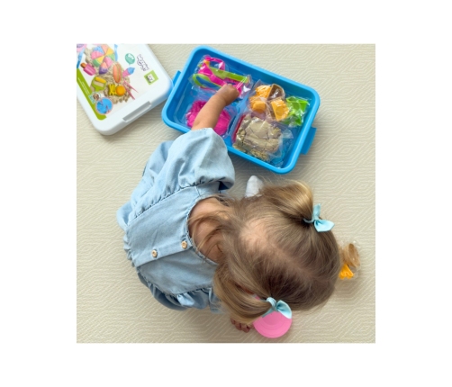 WOOPIE Piasek Kinetyczny 1,2 kg Zestaw Restauracja Stolik z Foremkami