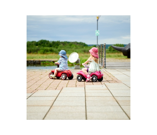 Stumjamā mašīna BIG Bobby Car Neo Red