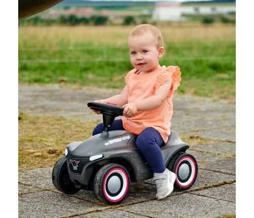 Stumjamā mašīna BIG Bobby Car Neo Black