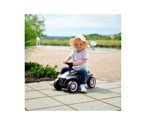 Stumjamā mašīna BIG Bobby Car Neo Black