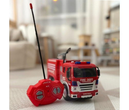 WOOPIE Zdalnie Sterowane Auto Wóz Strażacki RC Funkcja Pryskania Wodą