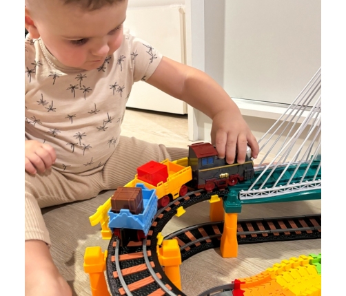 WOOPIE Kolejka Elektryczna 2w1 Tor Wyścigowy Pociąg Wiadukt Auto XXL 192 el.