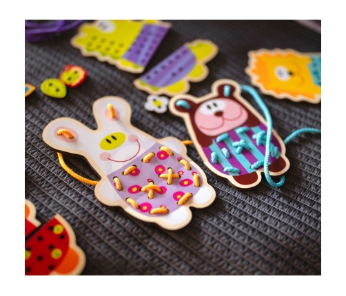 WOOPIE GREEN Drewniana Sznurowanka 5w1 Zwierzątka do Nawlekania