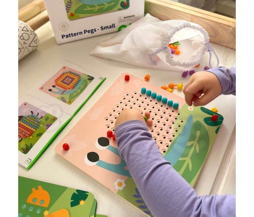 TOOKY TOY Układanka z Pinezkami Kołki Wpinaczka