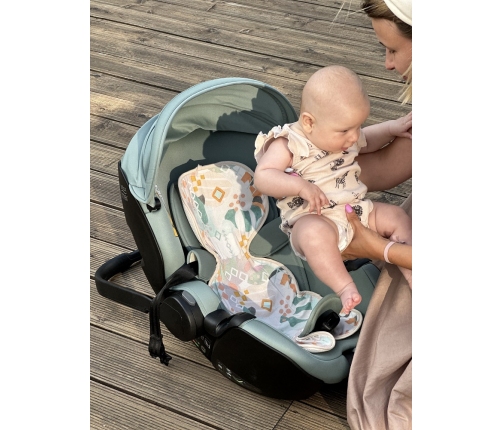 Дышащий вкладыш для автокресел и колясок 0-18 кг Stardust