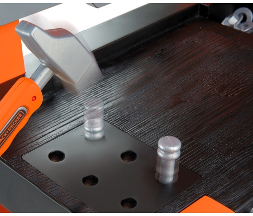 Darba galds Smoby BLACK+DECKER ar 79 aksesuāriem 103 cm 360700