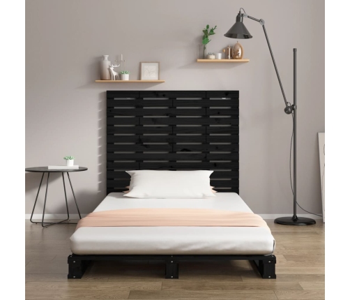 vidaXL sienas galvgalis, melns, 141x3x91,5 cm, priedes masīvkoks