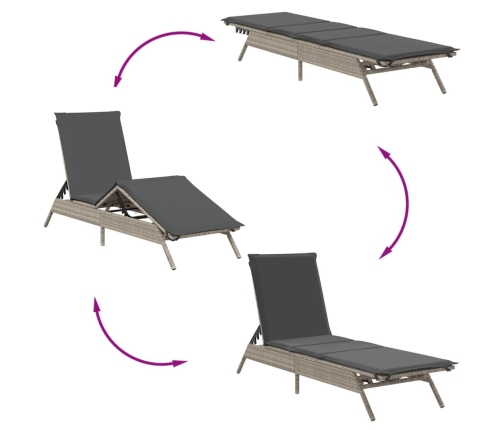 vidaXL sauļošanās zviļņi, 2gab., ar galdu, gaiši pelēka PE rotangpalma