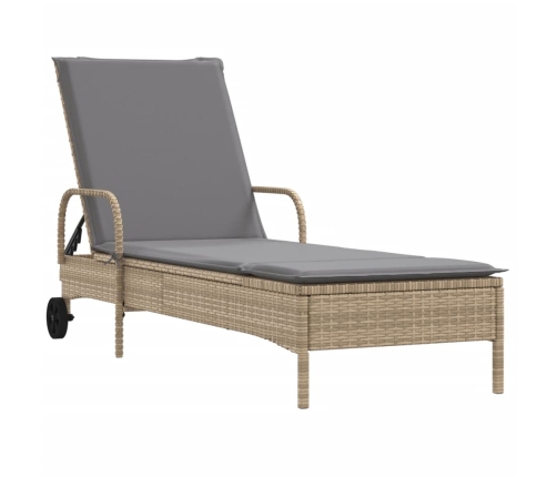 vidaXL sauļošanās zviļņi ar matračiem, 2 gab., bēša PE rotangpalma