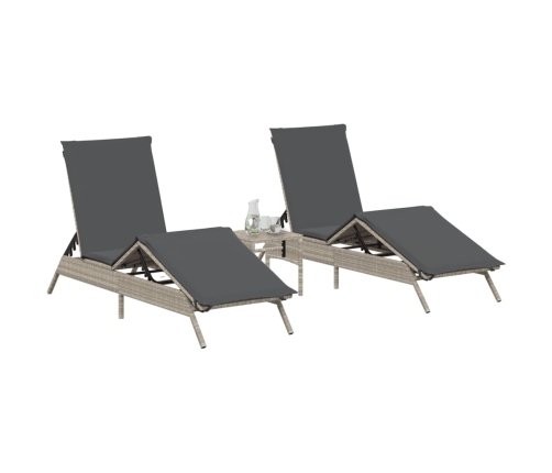 vidaXL sauļošanās zviļņi 2gab ar matračiem gaiši pelēka PE rotangpalma