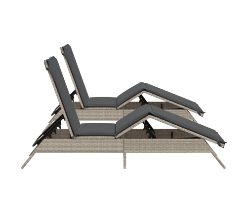 vidaXL sauļošanās zviļņi 2gab ar matračiem gaiši pelēka PE rotangpalma