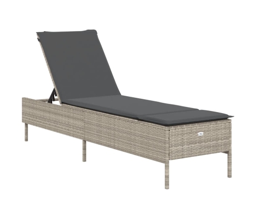 Sauļošanās Zviļņi 2Gab Ar Matračiem Gaiši Pelēka Pe Rotangpalma Vidaxl