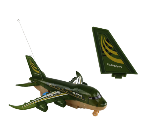 Радиоуправляемый самолет на пульте