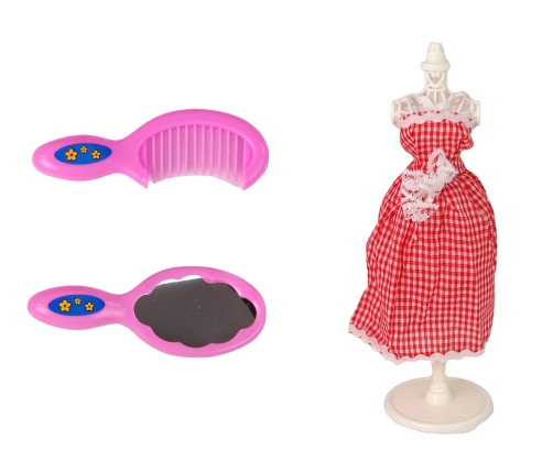 Kleita un aksesuāru komplekts lellēm