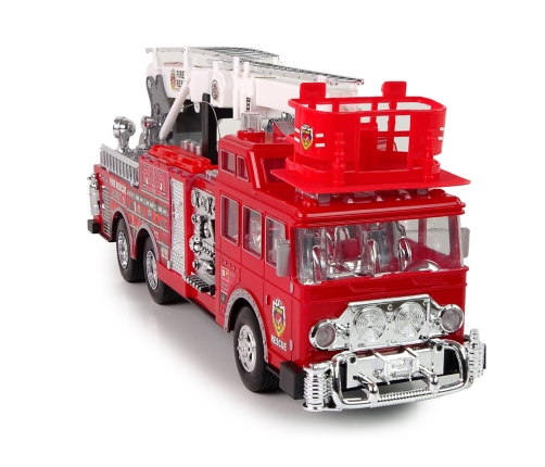 Радиоуправляемая пожарная машина на пульте