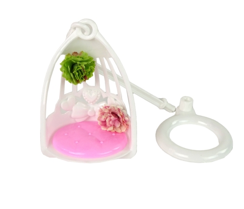 Bērnu lelle Emily ar šūpuli un ziediem