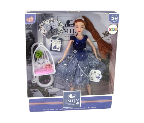 Bērnu lelle Emily ar šūpuli un ziediem