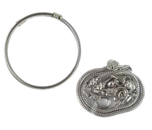 Set of Bracelets, Chains and Coloured Jewellery Beads