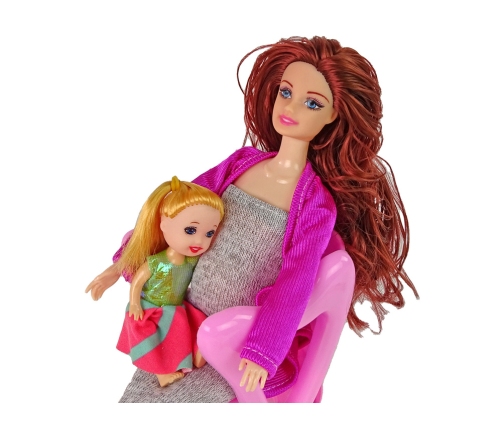 Grūtniece Māmiņa Lelle