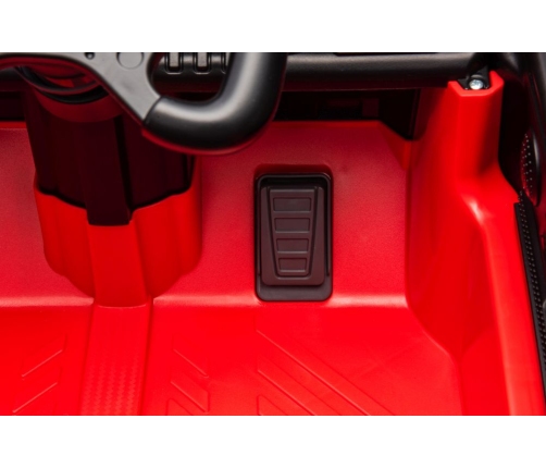 Одноместный электромобиль BBH-033 Red