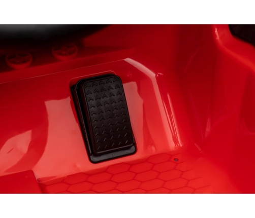 Vienvietīgs elektromobilis BMW M4 Red