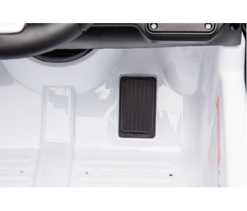 Одноместный электромобиль Audi Q7 White