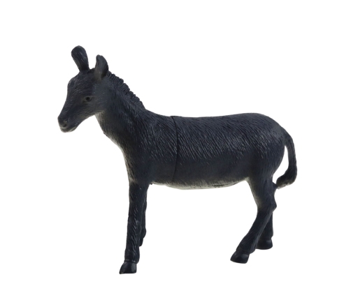 Set of 6 Farm Animals Figurines.