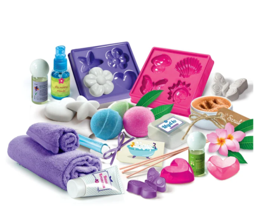 Science & Play Beauty Lab Polish Language Clementoni 50690