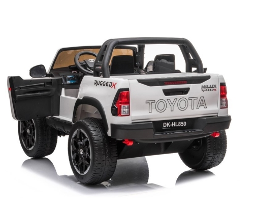 Двухместный детский электромобиль Toyota Hilux White