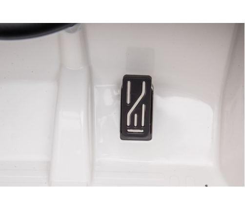 Divvietīgs bērnu elektromobilis Bagijs Mercedes DK-MT950 4x4 White