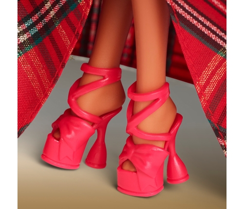 Barbie Holiday Doll - Brunette HRM63