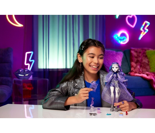 Monster High Core Doll - Spectra HXH77
