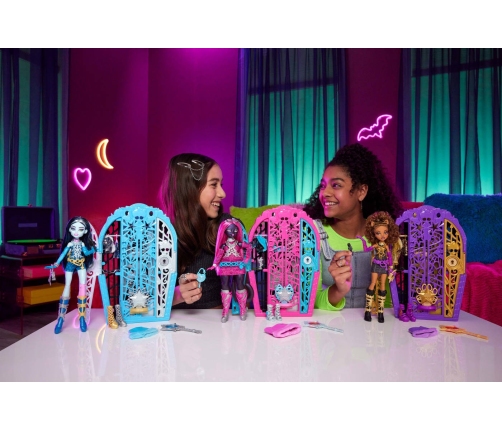 Monster High Skulltimate Secrets Catty Noir JBG82