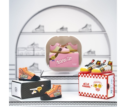 546955-EUC MGAs Miniverse Make it Mini Sneakers